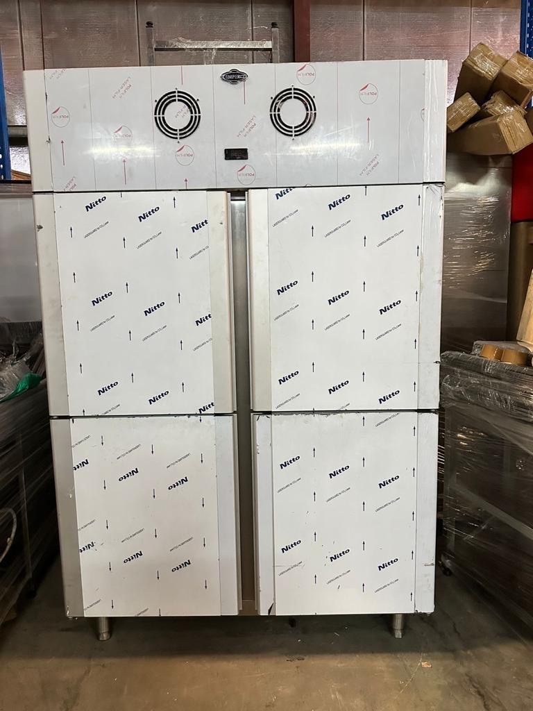 Restaurant kitchen appliances 