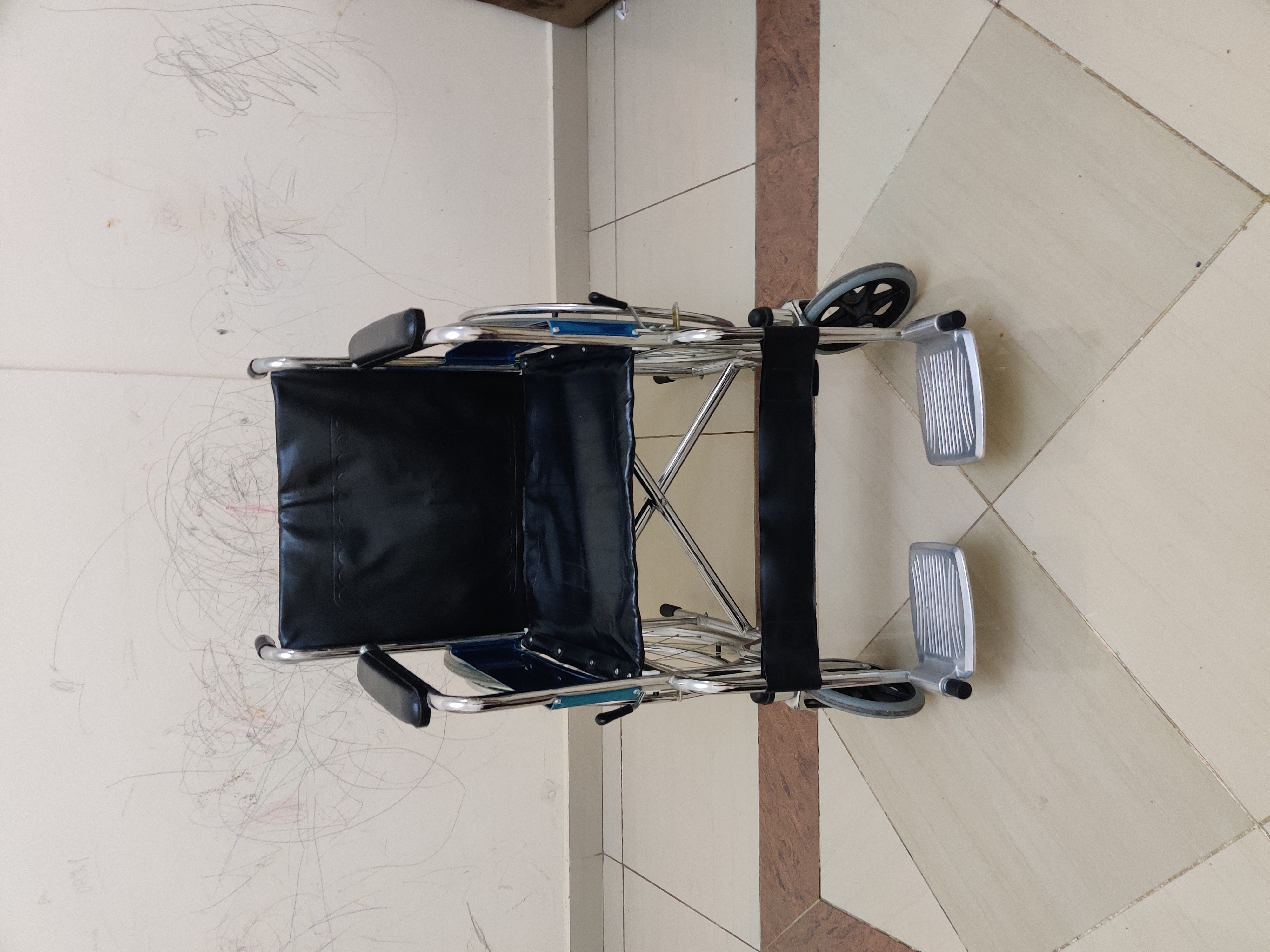 Wheel chair in good condition 