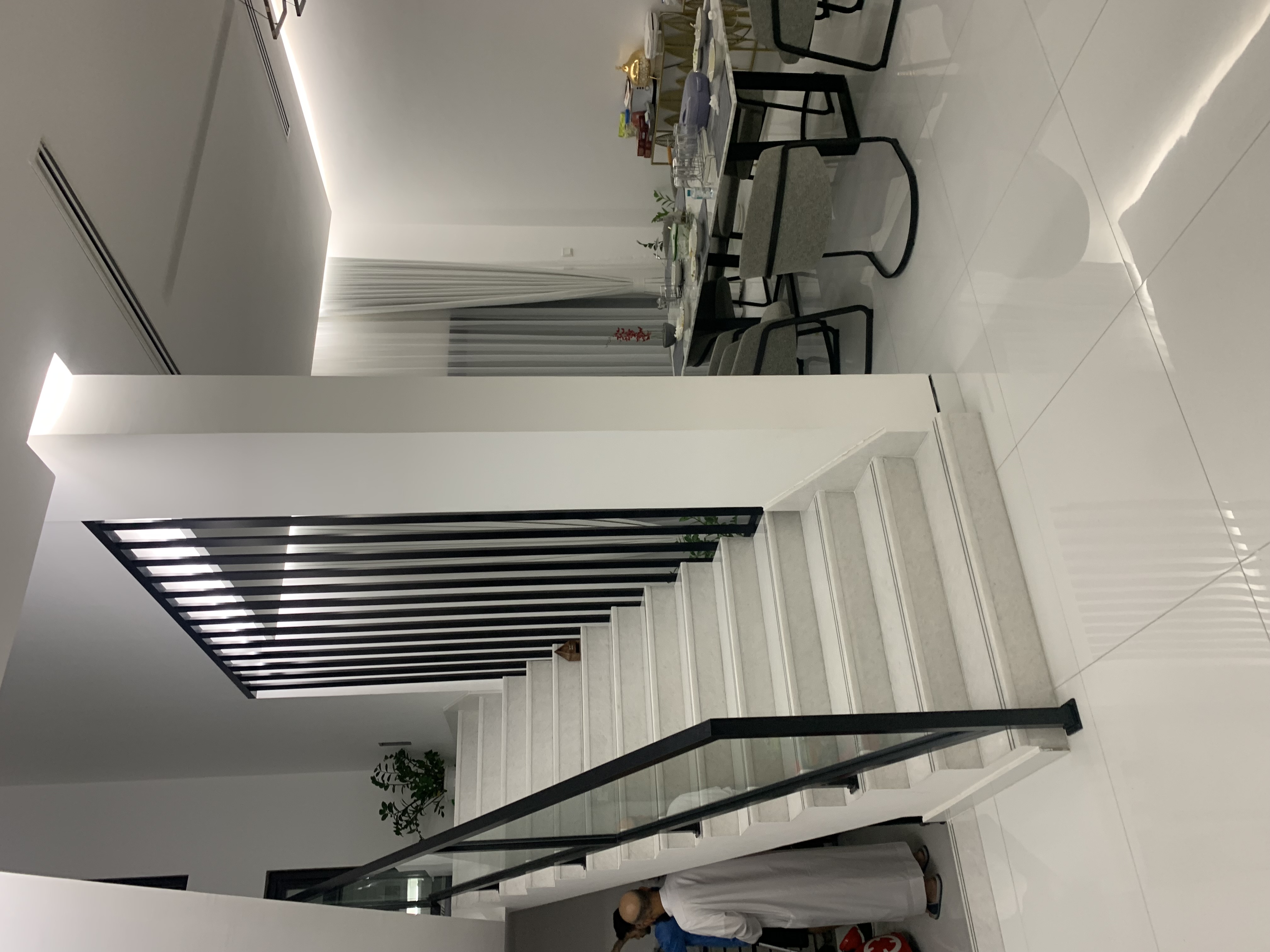 Specialized Works in Aluminium, Glass, MDF & More أعمال متخصصة في الألمنيوم، الزجاج، MDF وأكثر